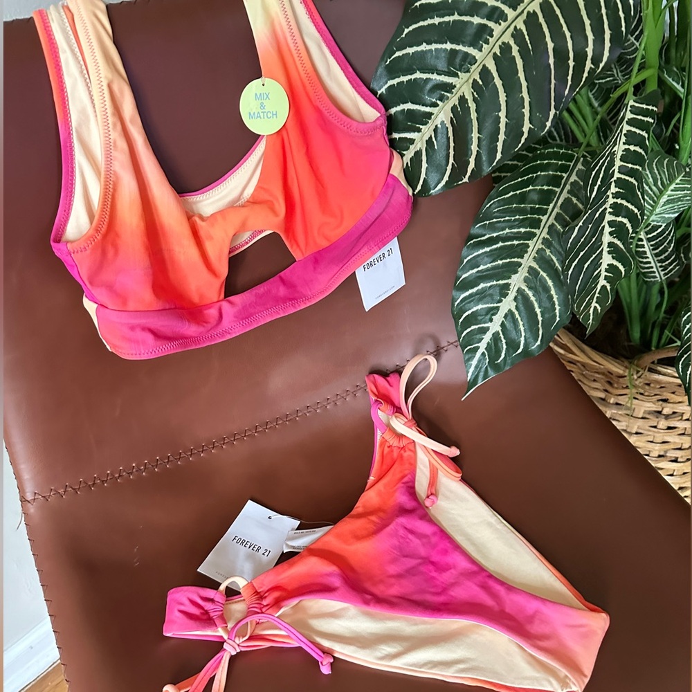 Forever21 bikini two pieces new